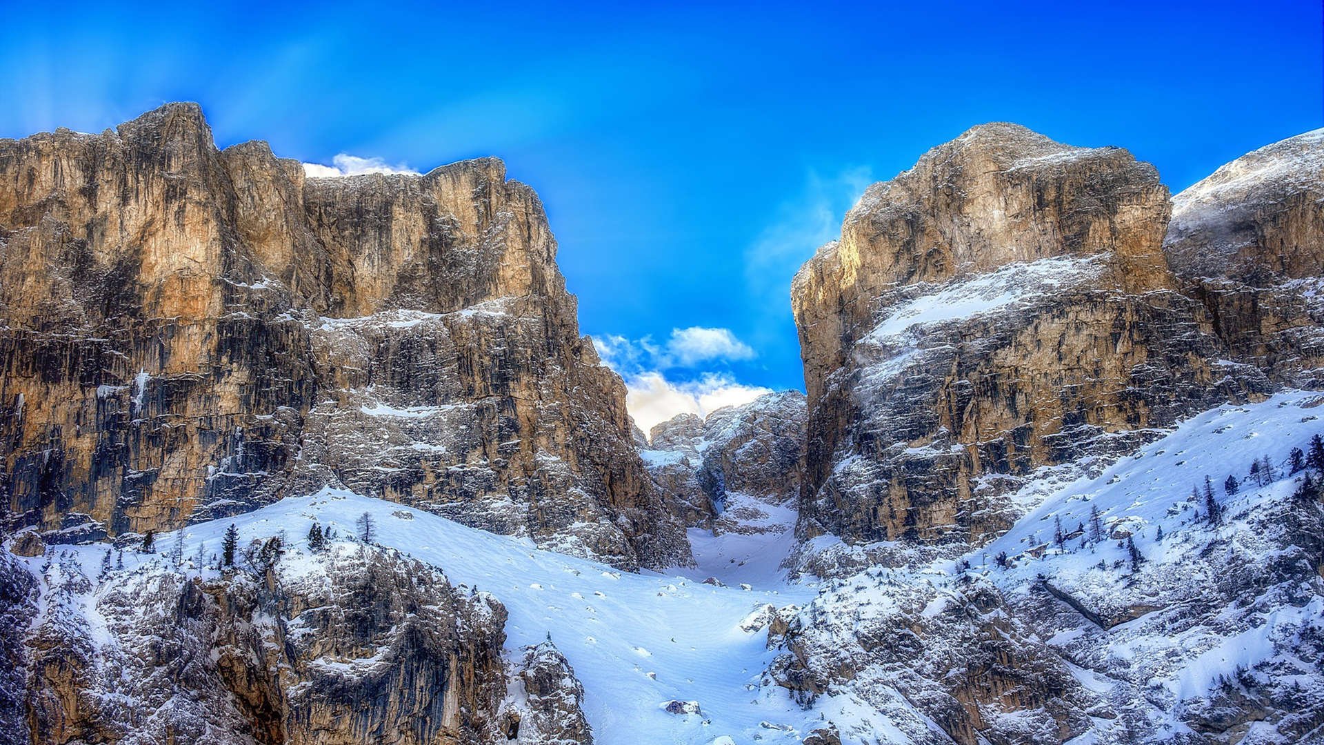 九游游戏中心官网-波兰仰泳选手状态逐渐回暖，波兰45米深泳池