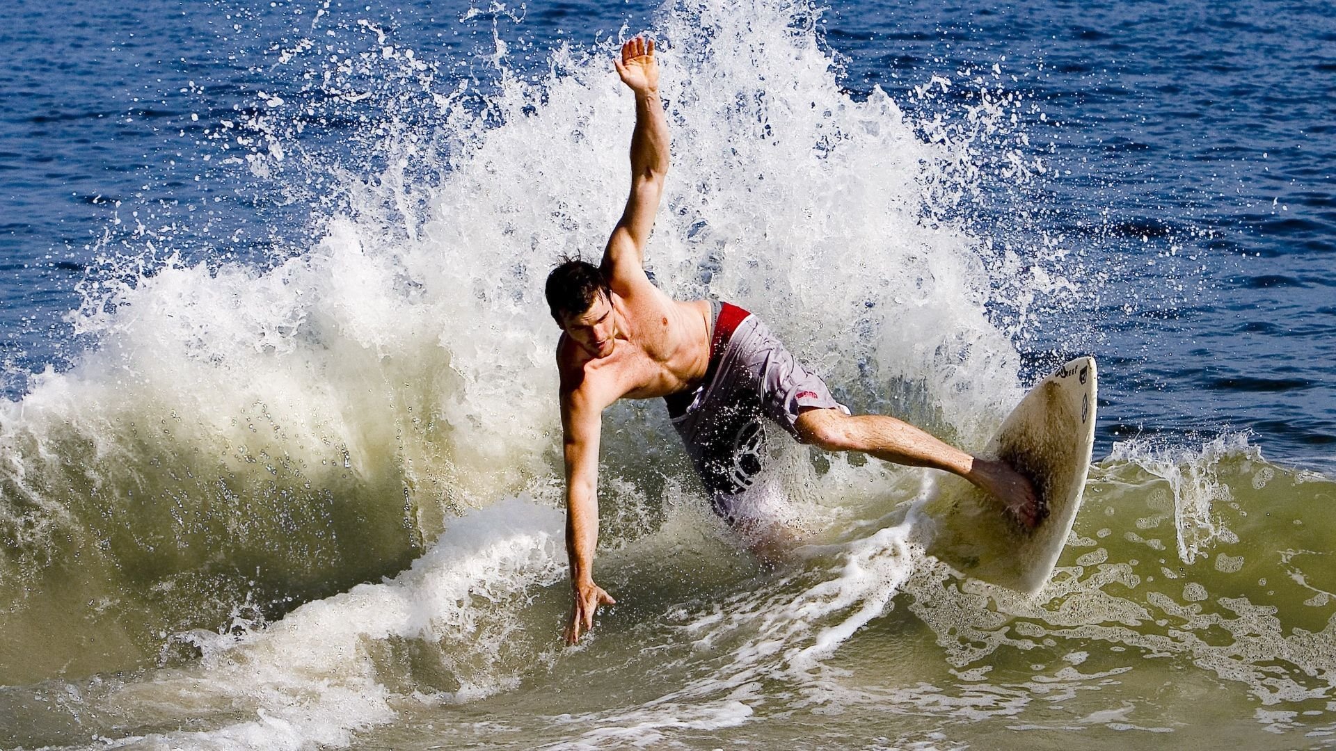 中学生田径总决赛落幕，三人打破全国记录，中学生田径锦标赛